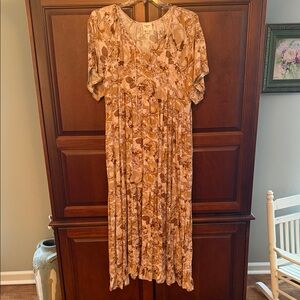 Hayden Los Angeles short sleeve long dress.